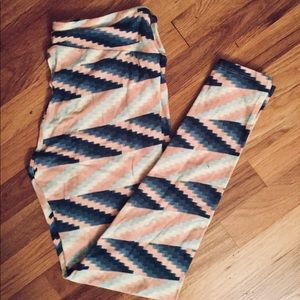 🎉HP💕Lularoe TC leggings NWOT